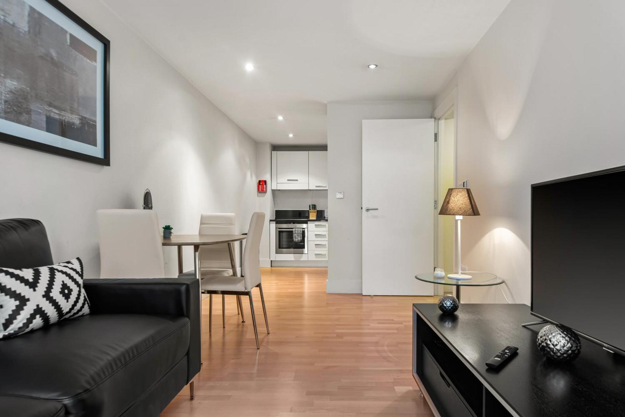 Mysquare One Bedroom Serviced Apartment Near St Paul'S Blackfriars London Exterior foto