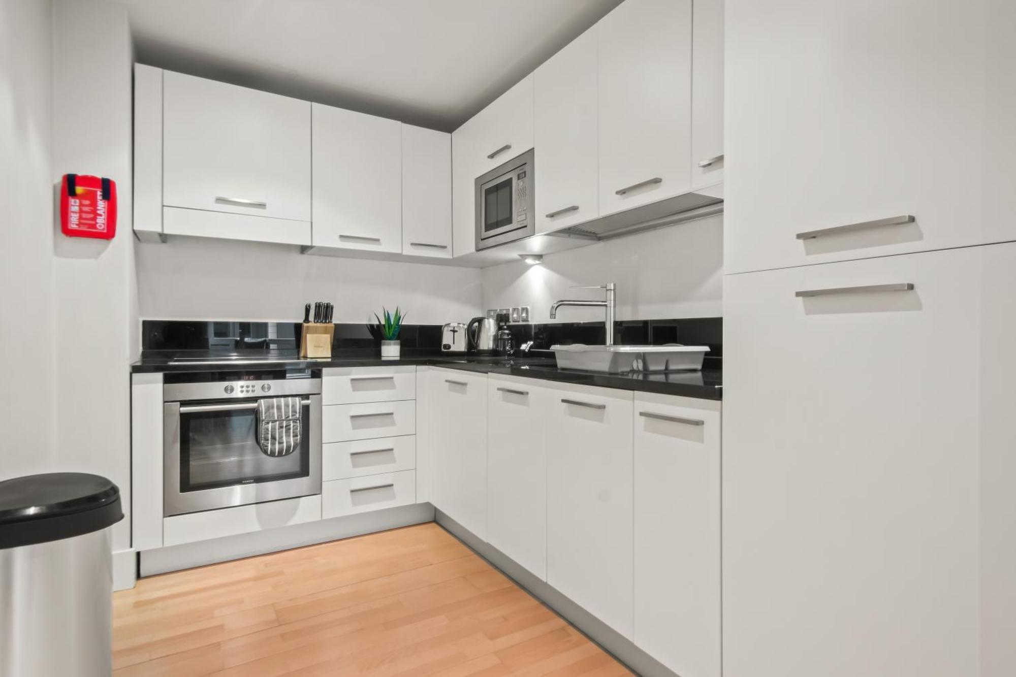 Mysquare One Bedroom Serviced Apartment Near St Paul'S Blackfriars London Exterior foto