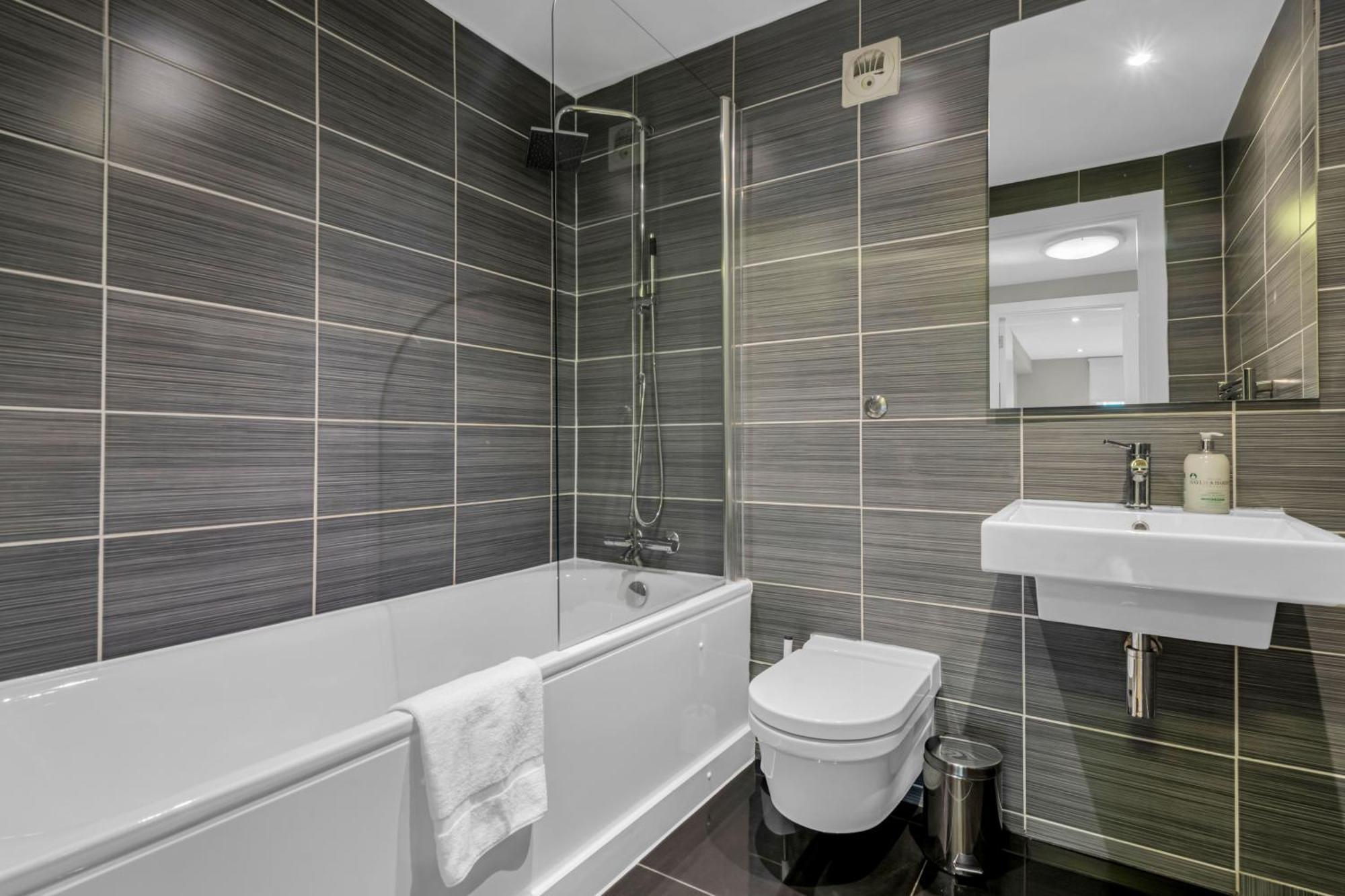 Mysquare One Bedroom Serviced Apartment Near St Paul'S Blackfriars London Exterior foto
