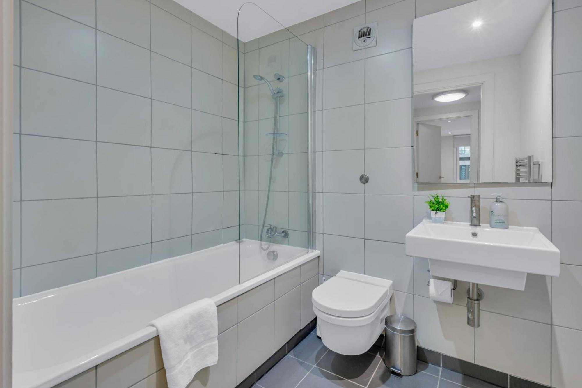 Mysquare One Bedroom Serviced Apartment Near St Paul'S Blackfriars London Exterior foto